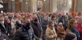 Son dakika haberi | Rusya'nın saldırısının ardından Lvivliler pazar ayininde kiliseleri doldurdu