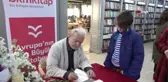 Yazar Nedim Gürsel'den imza günü