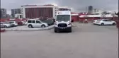 Fabrikanın çöken çatısından düşen 3 işçi yaralandı