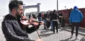 ÜNİVERSİTE ÖĞRENCİLERİNDEN 'KEMAN' EŞLİĞİNDE BAHAR TEMİZLİĞİ