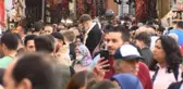 EMİNÖNÜ'NDE RAMAZAN HAREKETLİLİĞİ