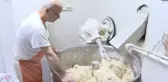 İftar sofralarının simgesi ramazan pidesi