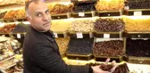 Ramazan'ın vazgeçilmezi hurma tezgahları renklendirdi! Fiyat 30 TL'den 300 TL'ye kadar çıkıyor