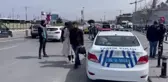 Polis ekiplerinden Eminönü'nde taksi denetimi