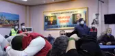 İzmir'de defalarca mühürlenen dernek görünümlü kumarhaneye bir baskın daha yapıldı, 160 kişi yakalandı