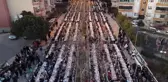 O şehirde bir cadde kapandı: 5 bin kişi aynı sofrada buluştu