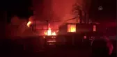Kıbrıs gazisinin ve komşusunun evi yandı
