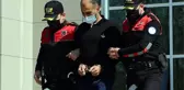 Hunharca öldürdüğü kişinin üzerine 