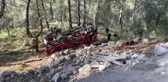 Son dakika haber... Şarampole yuvarlanan kamyonetteki 1 kişi öldü