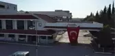 Bakan Varank, Gebze'de şekerleme üretilen tesiste gençlerle buluştu