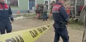 Devrilen traktörün altında kalan sürücü öldü