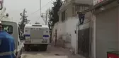 ŞANLIURFA - Suruç'ta elektrik dağıtım şirketine saldırmak isteyen gruba polis müdahalesi