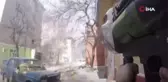 Mariupol'de Rusya'ya ait tank füzeyle imha edildi