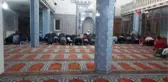 İkram dolabı sayesinde çocuklar camiye koşarak geliyor