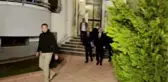 Kılıçdaroğlu, evinin önünde gazetecilere açıklamalarda bulundu