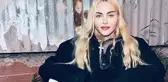 Sınırları zorlayan Madonna, yayınladığı videoda iç çamaşırını gösterdi