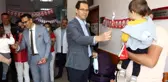 Hastanede yatan çocuklara 23 Nisan sürprizi