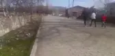 Türkiye'nin En Uzak Köylerinden Çamlıçatak'ta Çocuklar Dertli: Okula 5 Kilometre Yürüyoruz, Dönüşte Tarla ve Ahırda Ailemize Yardım Ediyoruz