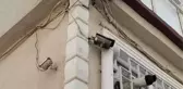 Fatih'te binaya giren hırsız cep telefonlarını çalarak kayıplara karıştı