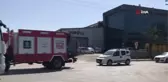 Fabrikada çalışan işçinin üzerine makine kapağı düştü