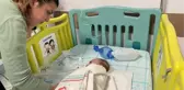 SMA'LI ELİF BEBEĞİ TAŞIYAN AMBULANS DEVRİLDİ 4 YARALI