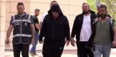 Trafikte makas atan magandalar kendilerini uyaran sürücünün aracına böyle saldırdı