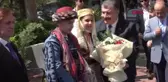 BAKAN KOCA'NIN İLK MASKESİZ ESNAF ZİYARETİ AYDIN'DA