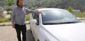 Otomobiline saldırı düzenlendiğini sandı, kameraları izleyince küçük çocuğun canını kurtarmaya çalıştığını öğrendi