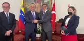 Bakan Çavuşoğlu Venezuela'da Simon Bolivar Anıt Mezarını ziyaret etti