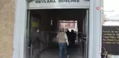 Berlin'de bayram namazı kılındıAlmanya'da 2 bin 800 cami ve mescit bayram namazı için doldu taştı