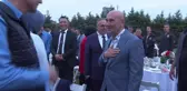 İzmir'de Ramazan'ın Son İftar Sofrası Büyükşehir Emekçileri İçin Kuruldu