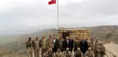 Mardin Valisi Demirtaş, güvenlik güçleri, şehit yakınları ve gazilerle bayramlaştı
