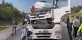 Tırın otobüse çarpması sonucu 1 kişi öldü, 6 kişi yaralandı