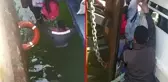 1 saniye bile düşünmedi! İskeleden denize düşen çocuğu kurtaran personel tam not aldı