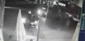 Çekmeköy'de bir araçla çarpışan otomobil, dükkana girdi