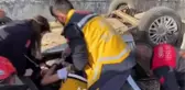 15 yaşındaki çocuğun kullandığı otomobil devrildi, 2 kişi yaralandı