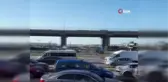 Su borusu patladı, yollar göle döndü