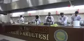 Sivas Cumhuriyet Üniversitesi'nde 25 üniversitenin katılımıyla yöresel lezzetler yarışması düzenlendi