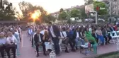 Radikal Okulları'nda coşkulu mezuniyet kutlaması