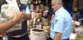 ŞANLIURFA - Yere dökülen isotu satışa sunan esnafa ceza