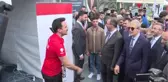 Bakan Kasapoğlu, Gençlik Bilişim Festivali'ndeki stantları gezdi