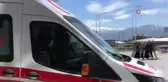 Aracın içinde közle ısınmaya çalışan 3 kişi karbonmonoksit gazından zehirlendi