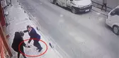 İstanbul Kağıthane'de para mevzusu için kuzenini ayağından vurup, yoluna devam etti