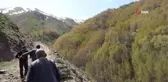 Sarp dağların ardında zorlu ekmek mücadelesi