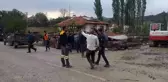Antalya'da 2 mahallede sağanak yağış sonrası su baskınları oluştu