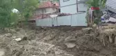 ŞİDDETLİ YAĞIŞ TAŞKINLARA NEDEN OLDU