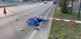 Yoldan çıkıp refüje çarpan 18 yaşındaki motosiklet sürücüsü hayatını kaybetti