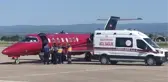 FRANSA'DA BOĞULMA TEHLİKESİ GEÇİREN AKİF, AMBULANS UÇAKLA TÜRKİYE'YE GETİRİLDİ