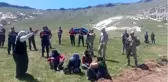 Köylüler ellerinde taş ve sopalarla sondaj çalışmasını engelledi