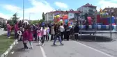 Düzenlenen şenlikte çocuklar gönüllerince eğlendi